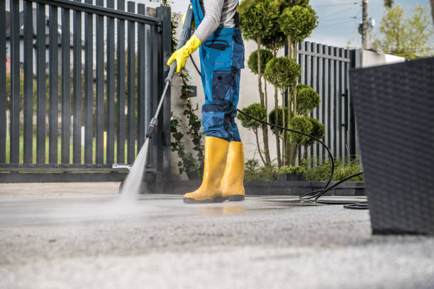 Why Choose Our Certified Pressure Washing Experts for Your Project Needs in Prattville, AL?